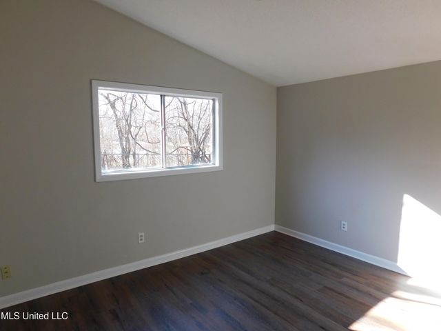 6600 Embassy Circle, Horn Lake, MS 38637
