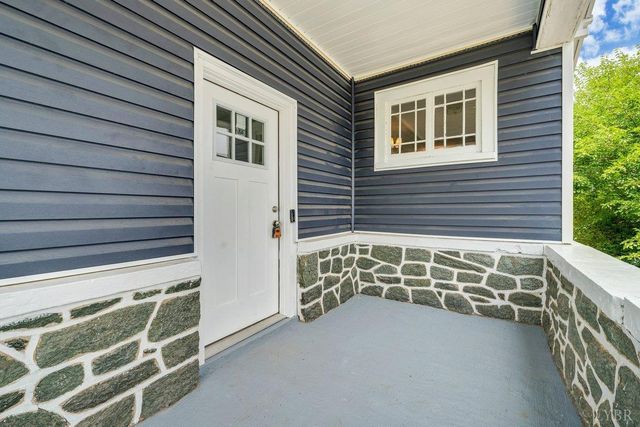 3311 Memorial Avenue, Lynchburg, VA 24501