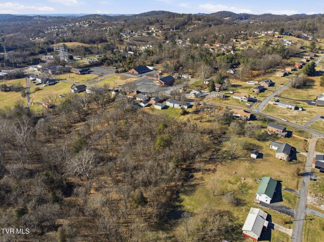 1515 Bloomingdale Road, Kingsport, TN 37660