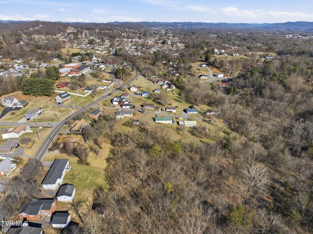 1515 Bloomingdale Road, Kingsport, TN 37660