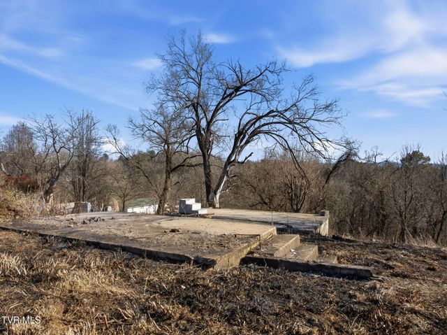 1515 Bloomingdale Road, Kingsport, TN 37660