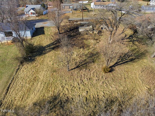 1515 Bloomingdale Road, Kingsport, TN 37660