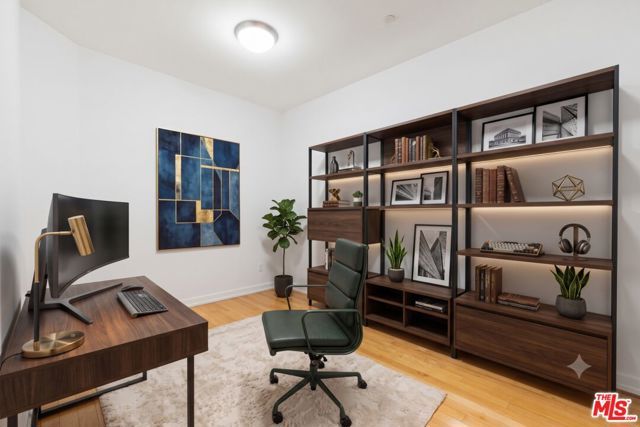 801 S Grand Avenue 1508, Los Angeles, CA 90017