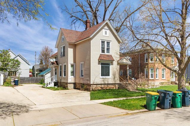 153 HOYT STREET, Fond Du Lac, WI 54935