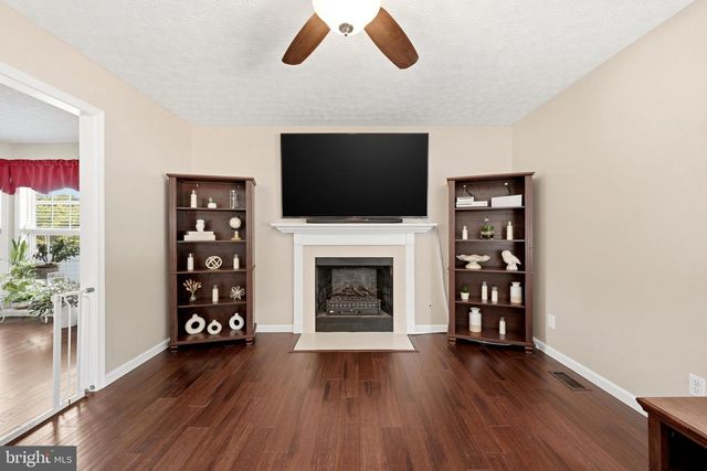 670 MORGAN FORD RD, Front Royal, VA 22630