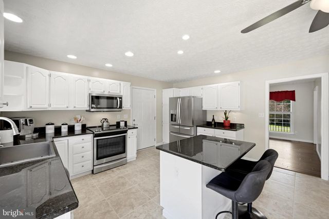 670 MORGAN FORD RD, Front Royal, VA 22630