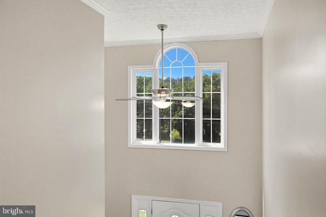 670 MORGAN FORD RD, Front Royal, VA 22630