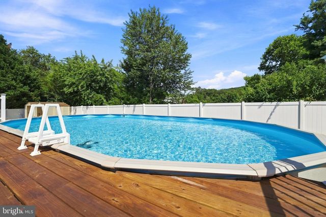 670 MORGAN FORD RD, Front Royal, VA 22630