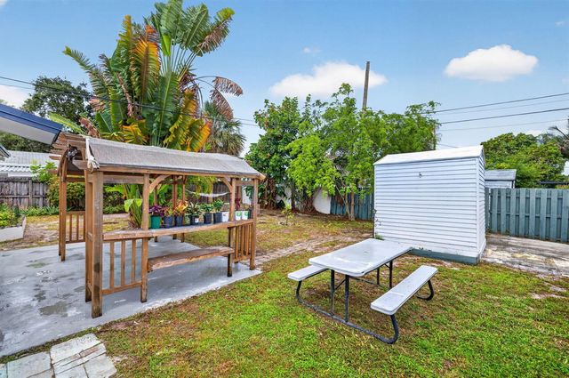 540 NE 61st Street, Oakland Park, FL 33334