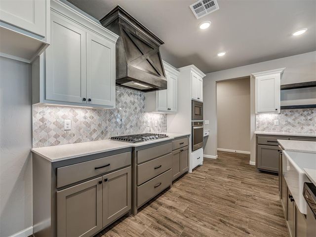 2001 Aminas Way, Yukon, OK 73099