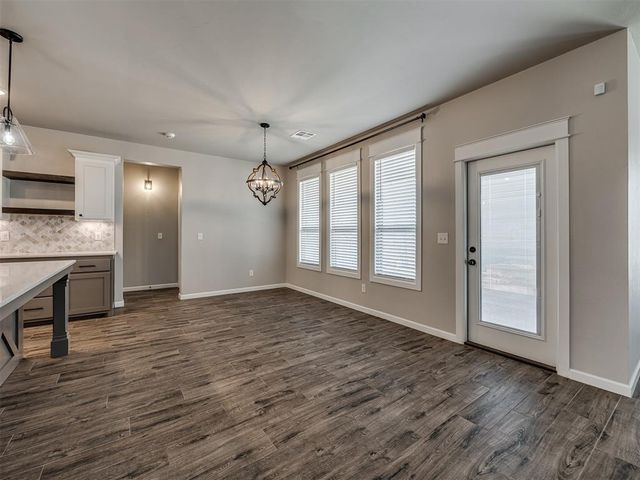 2001 Aminas Way, Yukon, OK 73099