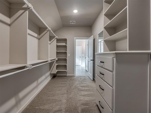 2001 Aminas Way, Yukon, OK 73099