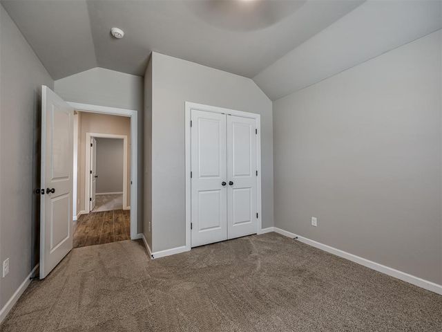 2001 Aminas Way, Yukon, OK 73099