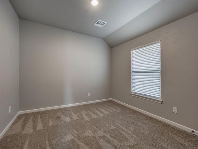 2001 Aminas Way, Yukon, OK 73099