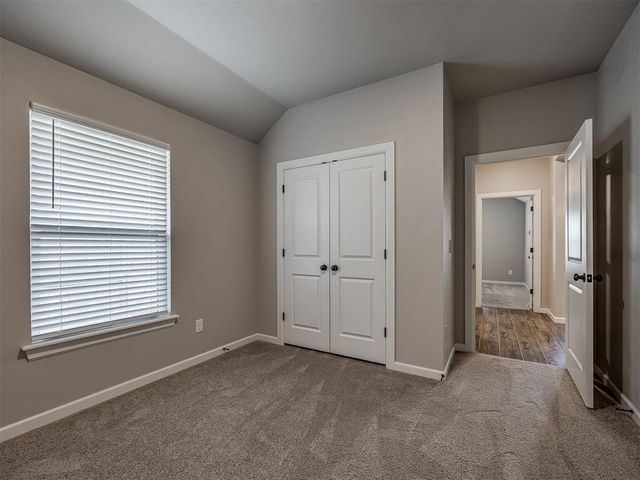 2001 Aminas Way, Yukon, OK 73099