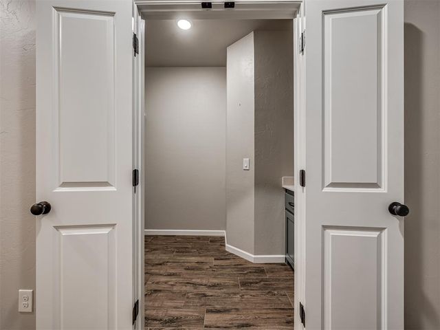 2001 Aminas Way, Yukon, OK 73099