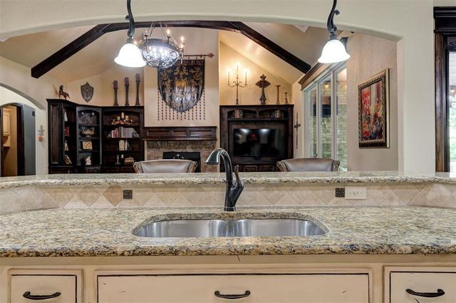 14160 Meritage Drive, Edmond, OK 73034