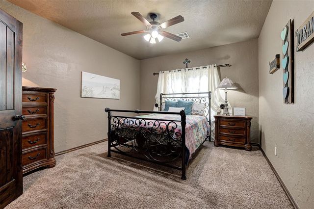 14160 Meritage Drive, Edmond, OK 73034