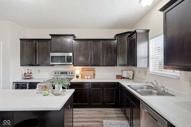 605 Wendover Avenue, Westfield, IN 46074