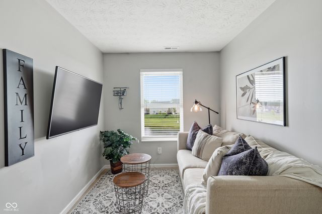 605 Wendover Avenue, Westfield, IN 46074