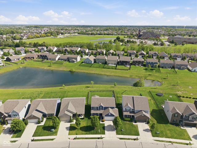 605 Wendover Avenue, Westfield, IN 46074