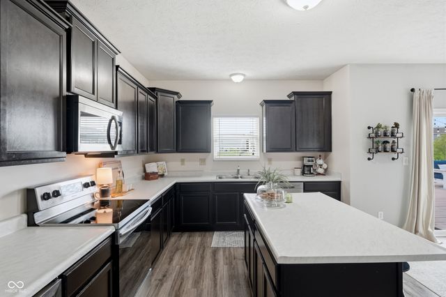 605 Wendover Avenue, Westfield, IN 46074