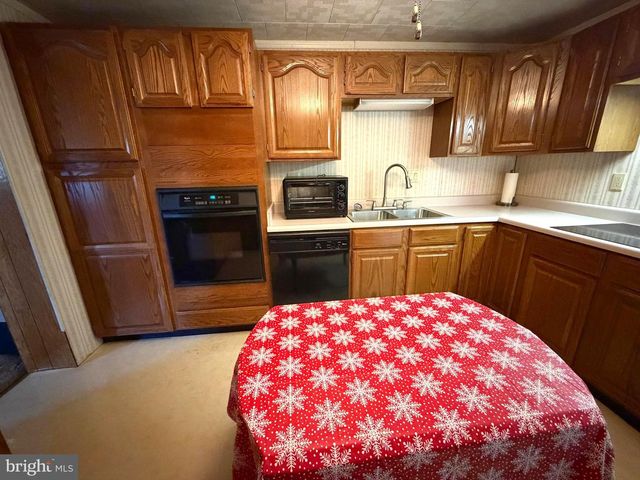 13008 SECOND AVE, Cresaptown, MD 21502