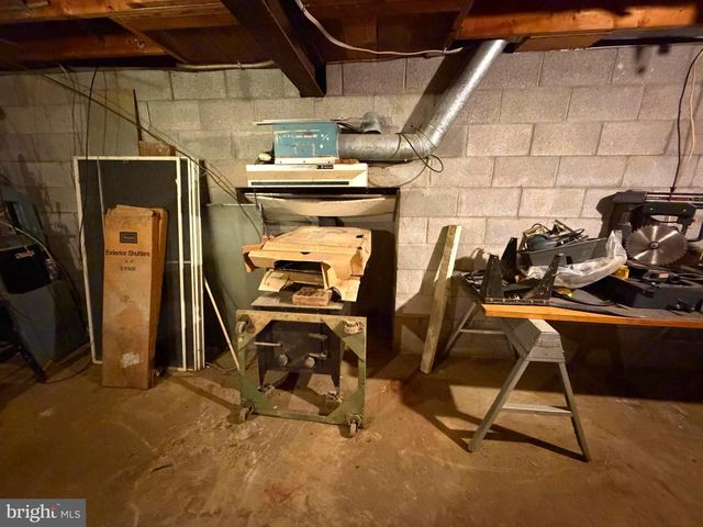 13008 SECOND AVE, Cresaptown, MD 21502