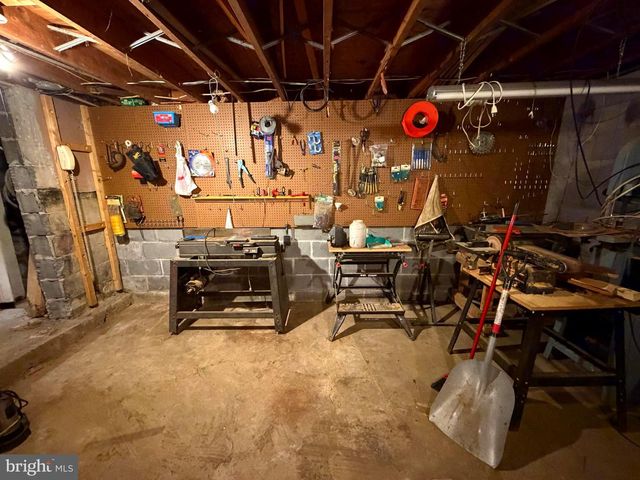 13008 SECOND AVE, Cresaptown, MD 21502