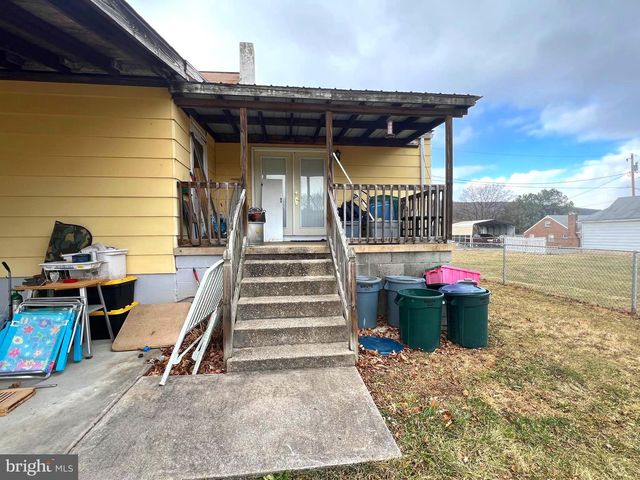 13008 SECOND AVE, Cresaptown, MD 21502