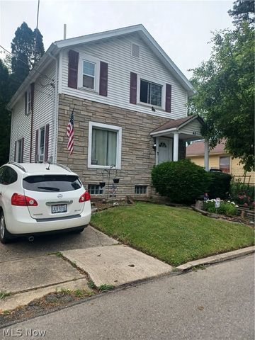 42 N Clover Avenue, Niles, OH 44446