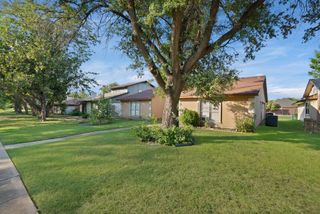 2913 Green Oaks Drive, Garland, TX 75040
