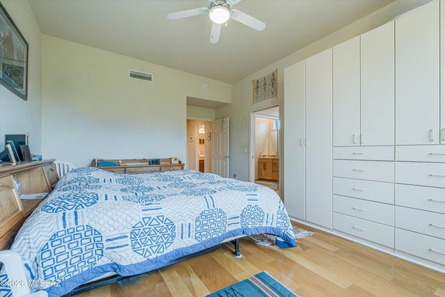 7913 S Galileo Lane, Tucson, AZ 85747