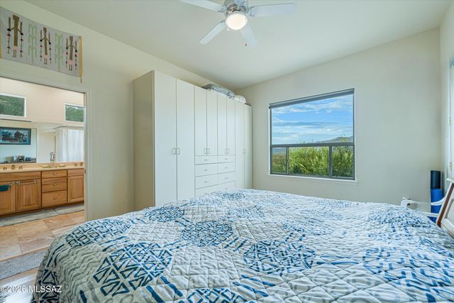 7913 S Galileo Lane, Tucson, AZ 85747