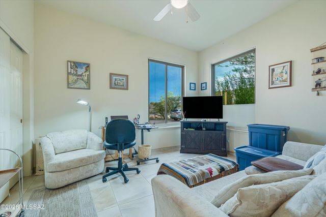7913 S Galileo Lane, Tucson, AZ 85747