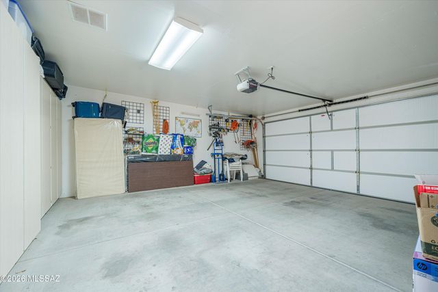 7913 S Galileo Lane, Tucson, AZ 85747