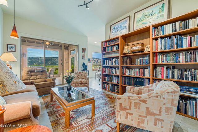 7913 S Galileo Lane, Tucson, AZ 85747