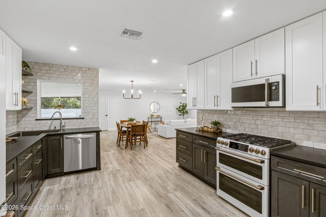 3255 Hield Road, Melbourne, FL 32904