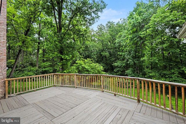 1150 S YORK RD, Dillsburg, PA 17019
