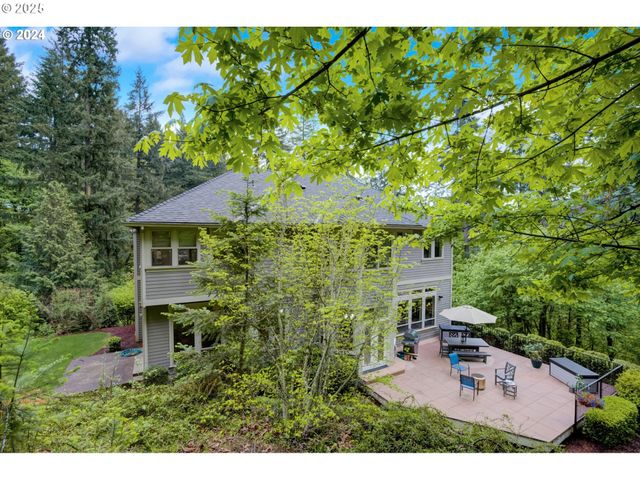 15119 S HOFFMAN Rd, Oregon City, OR 97045