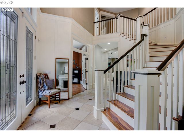 15119 S HOFFMAN Rd, Oregon City, OR 97045