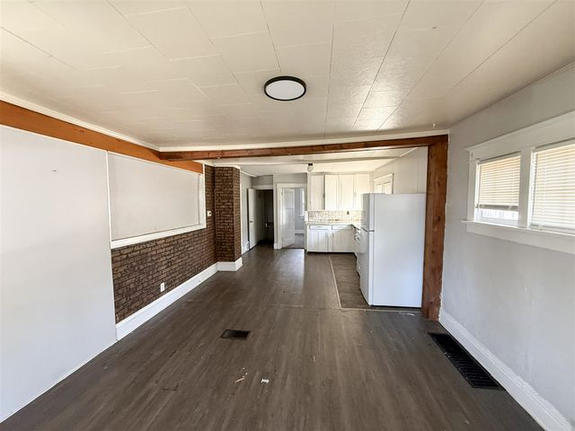 866 Fleming Avenue, Muskegon, MI 49442