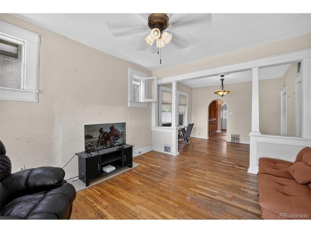 4015 Federal Blvd, Denver, CO 80211