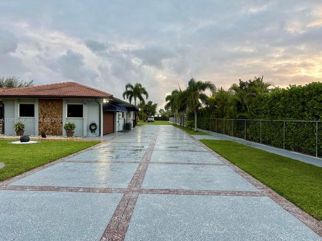 17100 SW 274th St, Homestead, FL 33031