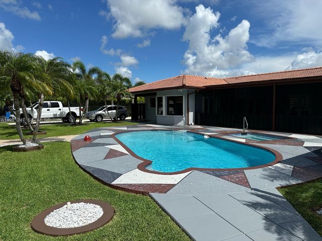 17100 SW 274th St, Homestead, FL 33031