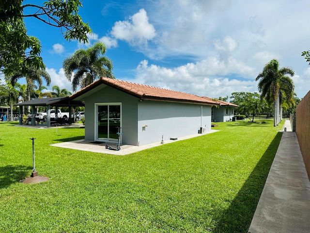 17100 SW 274th St, Homestead, FL 33031