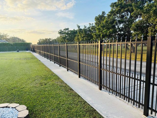 17100 SW 274th St, Homestead, FL 33031