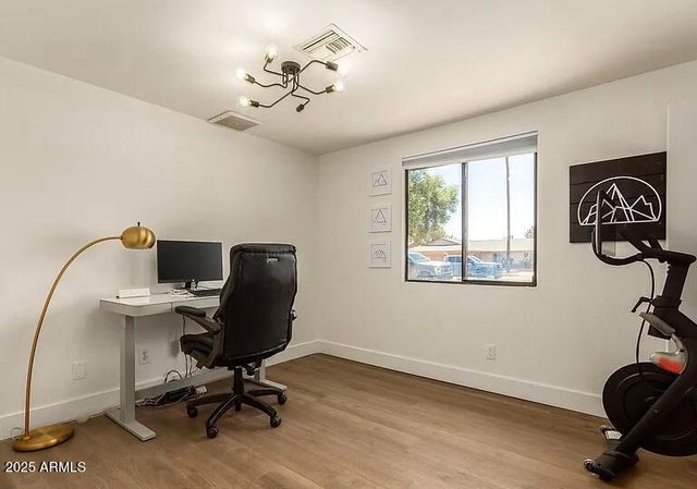 1936 W Devonshire Street, Mesa, AZ 85201