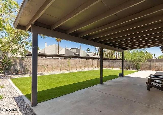 1936 W Devonshire Street, Mesa, AZ 85201