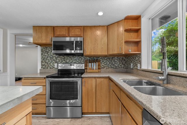 10809 133rd Street NW, Gig Harbor, WA 98329